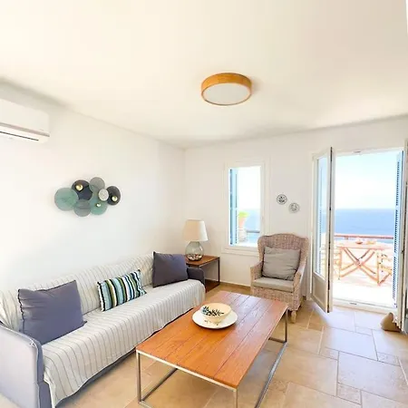Grand Blue Terrace - Island House By Hostandros Batsi
