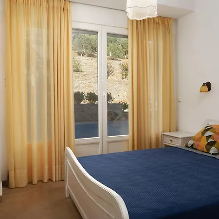 Grand Blue Terrace - Island House By Hostandros Casa vacanze Mpatsi
